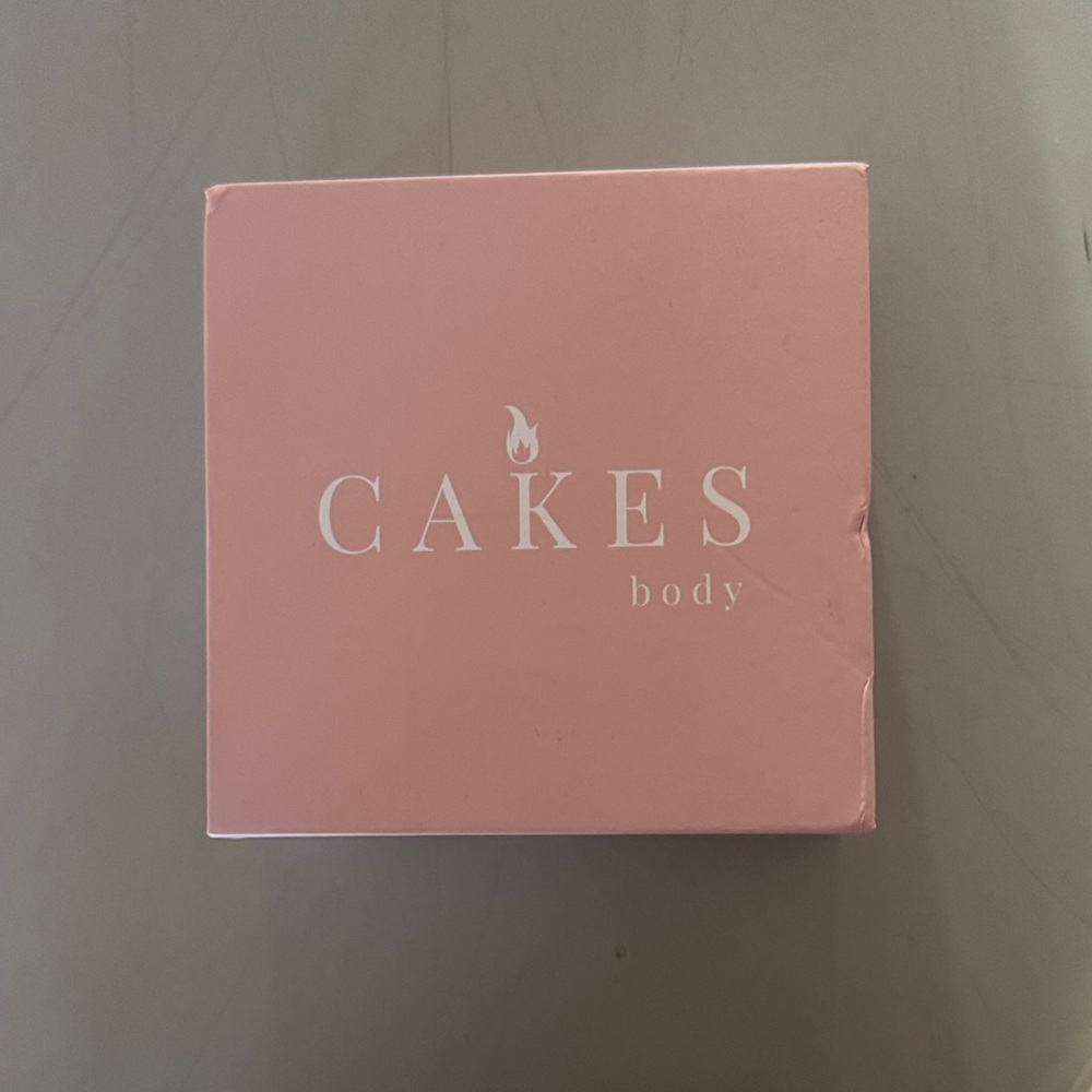 Cakes Pink Intimates Pouch - Picture 2 of 5